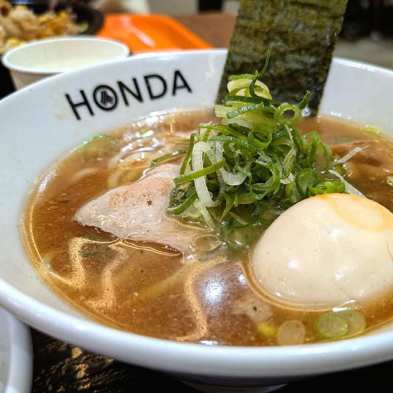 味玉ラーメン(所沢らーめん 本田麺業 エミテラス所沢店)