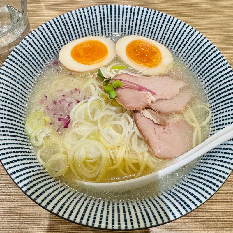 味玉入り貝だし麺(貝だし麺きた田)