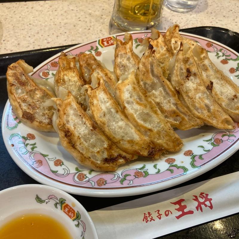 クーポン使用の餃子2人前(餃子の王将 新小岩ルミエール店)