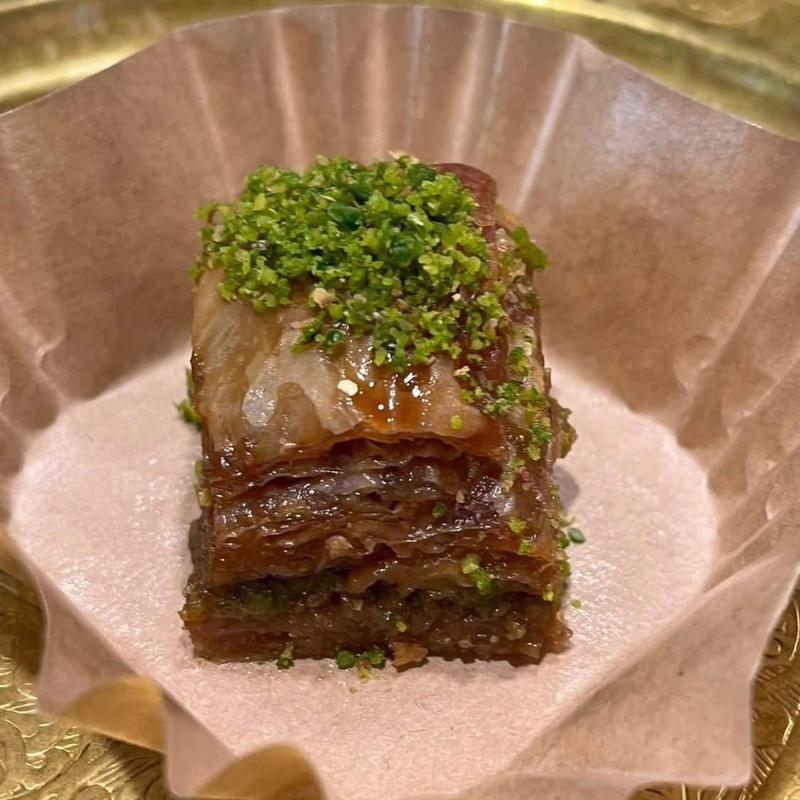 花蜜とピスタチオのバクラヴァ(CARVAAN Delicatessen & Beer stop しぶちか店)