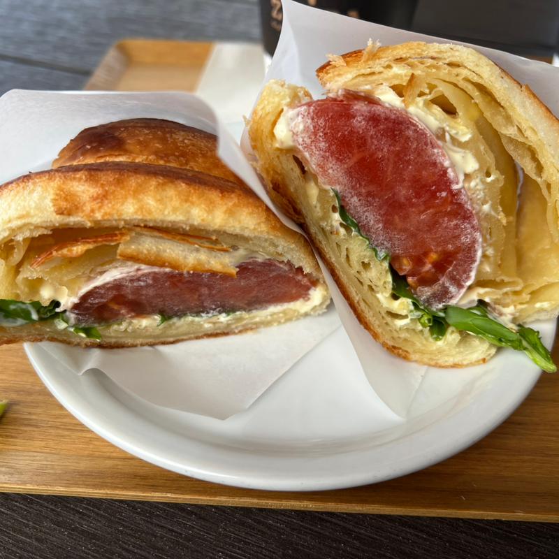 トマトのサンドイッチ(ZEBRA Coffee & Croissant 稲城中央公園店)