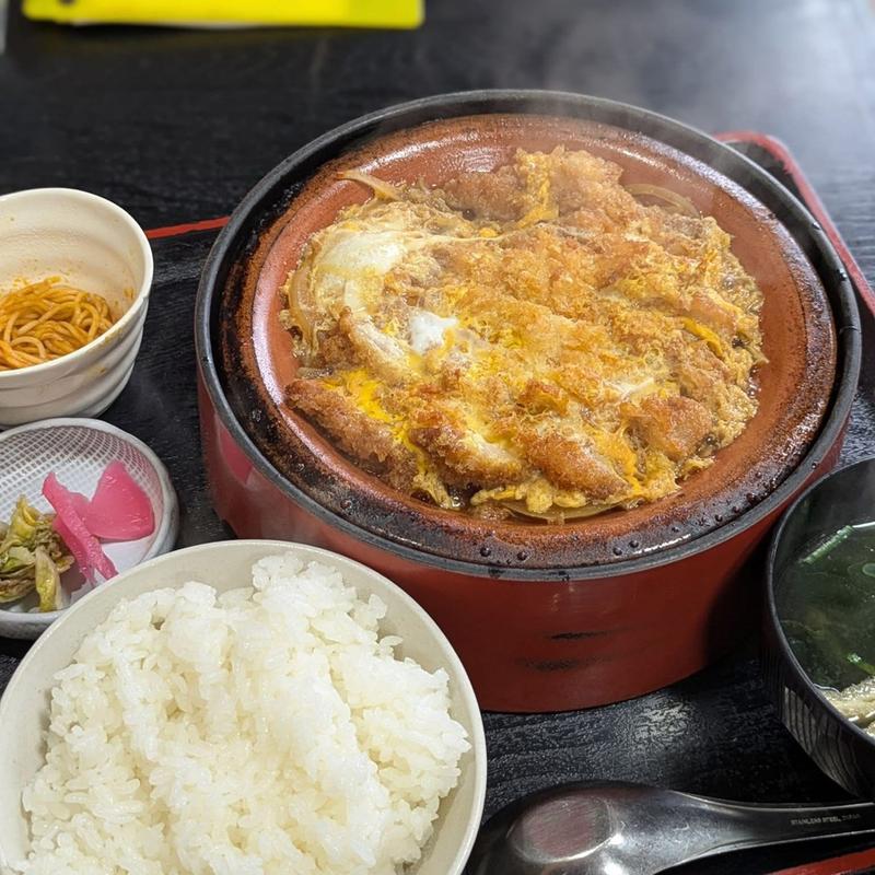 カツ鍋定食(食事処 大城)