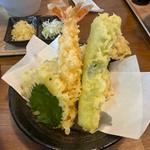 天ぷらうどん(温)(うどん処 六)
