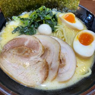 特たくみラーメン　塩