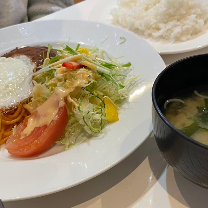 ハンバーグデミソース目玉のせセット(キッチン SALA （キッチン サラ）)