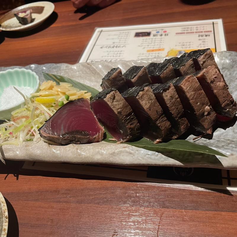 鰹の藁焼き(藁焼き小屋 た藁や 茨木店)