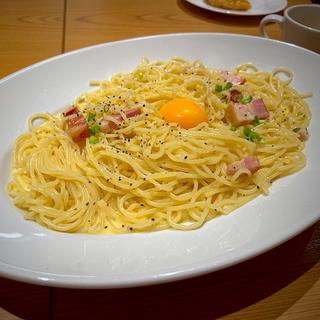 厚切りベーコンのカルボナーラ 鎌倉風 大盛り 鎌パスセット