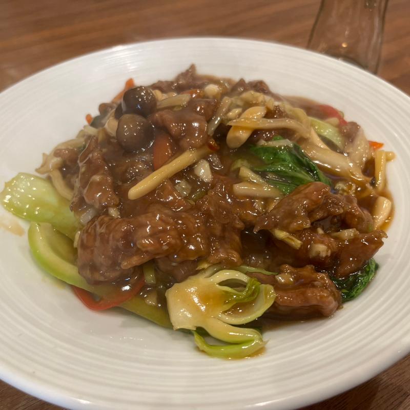 牛肉あんかけ炒めご飯(Ron Fan（ロン ファン）)