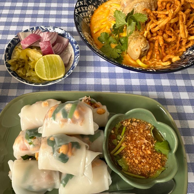 KHAO SOI(カオソーイ・チェンマイ・クルアオール)