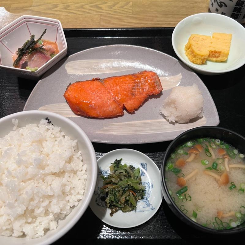 本日のお刺身とメイン＆小鉢を選べる膳(田中田式海鮮食堂 魚忠 グランスタ東京)