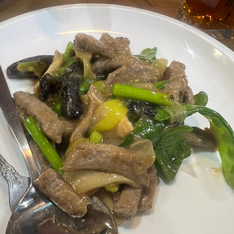 牛肉のオイスターソース(天府真味)