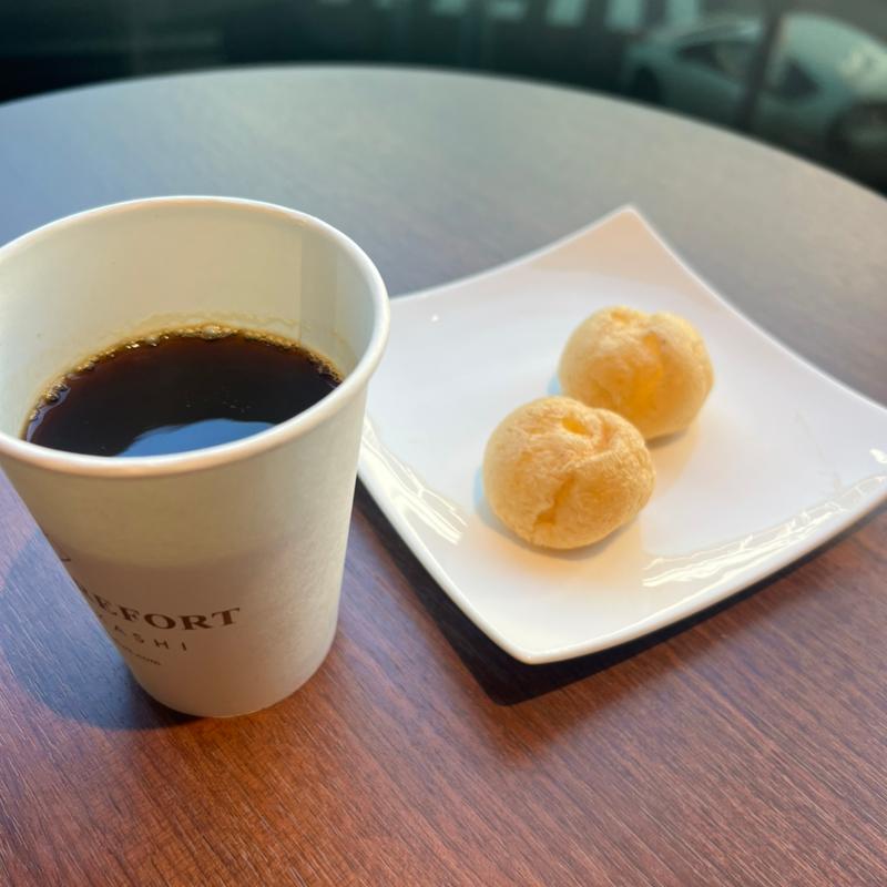 プチシュークリーム ホットコーヒー(ホテルプレフォート西明石)