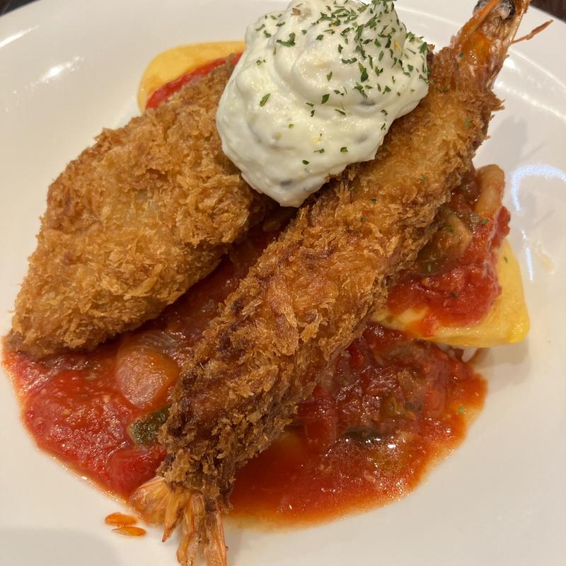 ハントン風トマトソースオムライス(カフェぶどうの森 ファーム金沢百番街店)