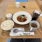 牛肉中落カルビ煮込み(Tea Amo 王記土鍋飯)