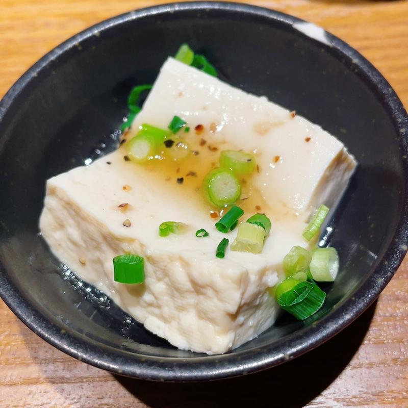 塩豆腐(全席完全個室居酒屋 海鮮としゃぶしゃぶ とら-TORA- 札幌駅前店)