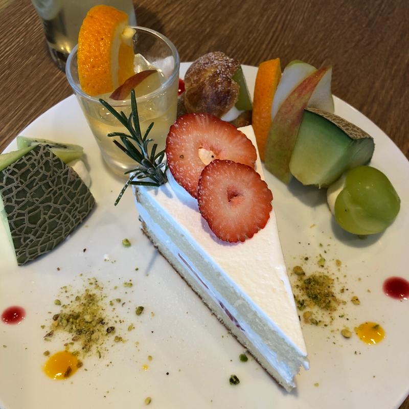 ケーキセット(Fruit Full Café フルフルール)