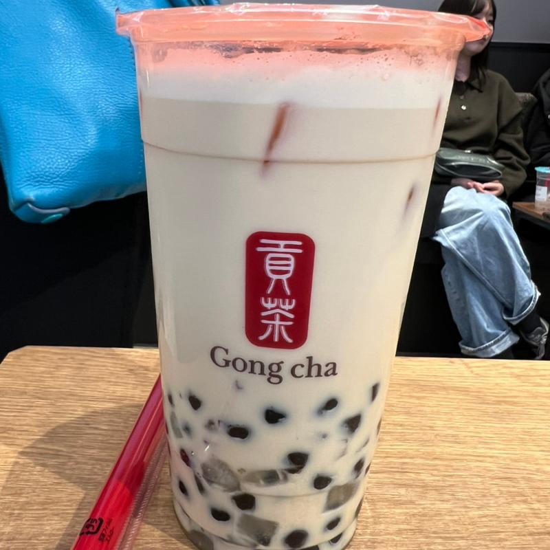 あまおう和紅茶ミルクティー タピオカ アロエ トッピング(ゴンチャ 三井アウトレットパーク マリンピア神戸店 (Gong Cha))