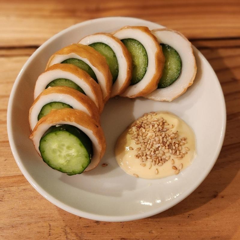 ちくきゅう(餃子 おそ松)