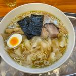 ワンタン麺(中盛り)