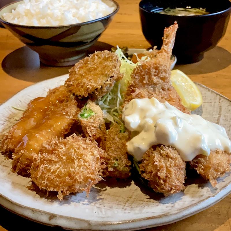 ミックスフライ定食(輪ごん)