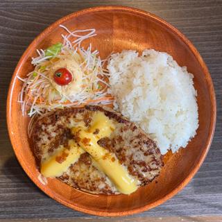 チーズディッシュランチ(みそ汁付き)L