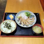 トロさば丼