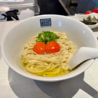 真っ赤卵のたまごかけ麺(淡麗拉麺 己巳 （つちのとみ）)