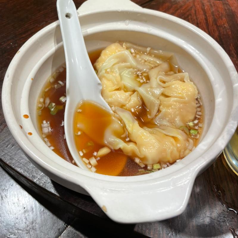 皿ワンタン(黒龍天神樓 （コクリュウテンジンロウ）)