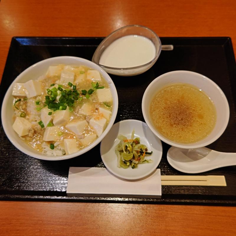 海老出汁 白マーボー丼(廣東厨房 鴻)