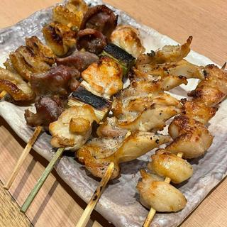 串焼き盛合せ(ヤキトリ酒場 武州屋)