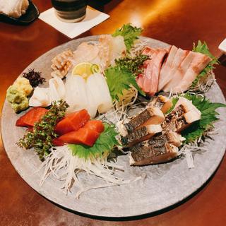 お刺身（ちょこっとづつ）五種盛り合わせ(ハネヤ)