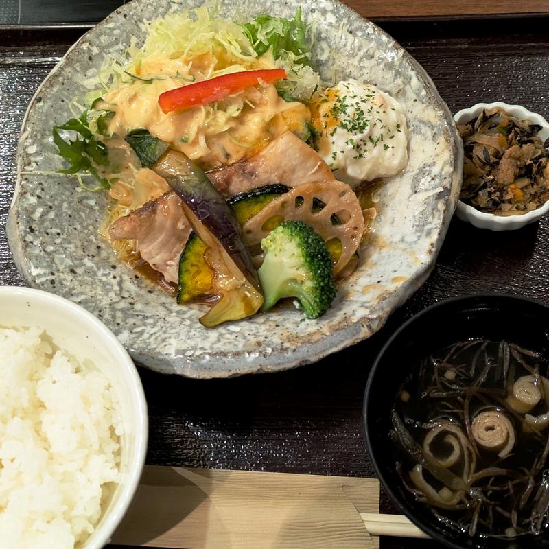 メカジキ和風柚子ソース御膳(こんぶや 神楽坂)