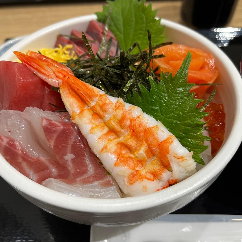 海鮮丼(アキラ水産)