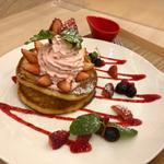 いちごのパンケーキ〜いちごホイップ仕立て〜