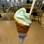 水色ソフトクリーム