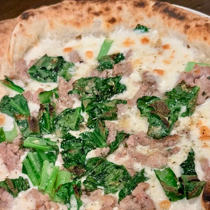 サルシッチャと小松菜(PIZZERIA Panacea (ピッツェリア パナケア))