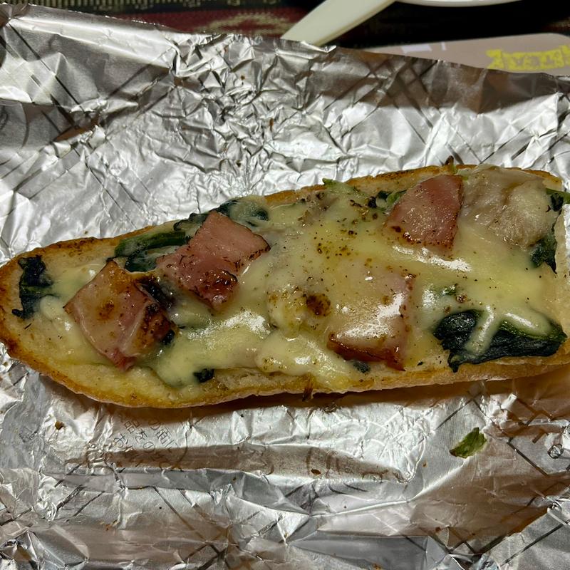 ほうれん草とベーコンのタルティーヌ(BREAD LABORATORY Full Full 志免店（フルフル志免）)