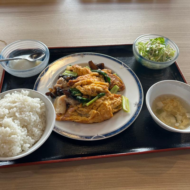 豚肉ときくらげ、玉子炒め定食(中華料理 味香園 谷津本店)