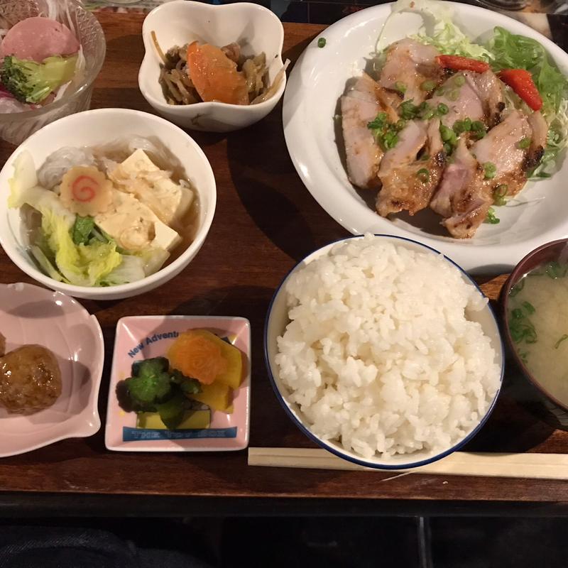 もち豚味噌漬け焼き定食　(えちごやきゅーぴー)