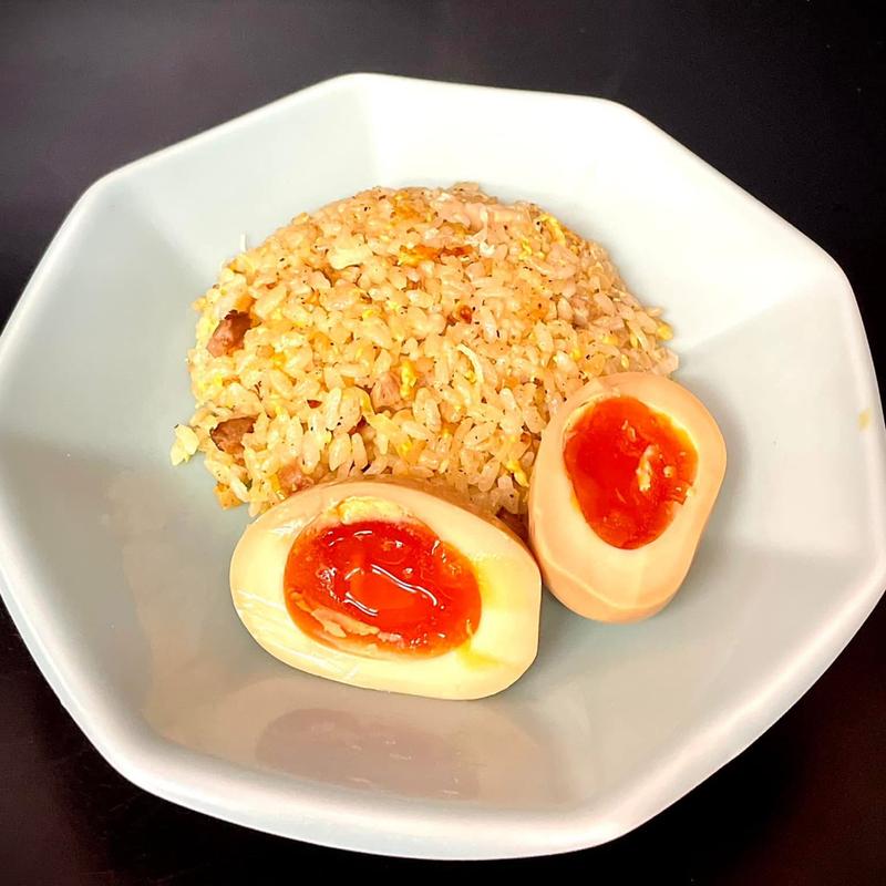 半分チャーハン 味付け玉子(成光 （なりみつ）)