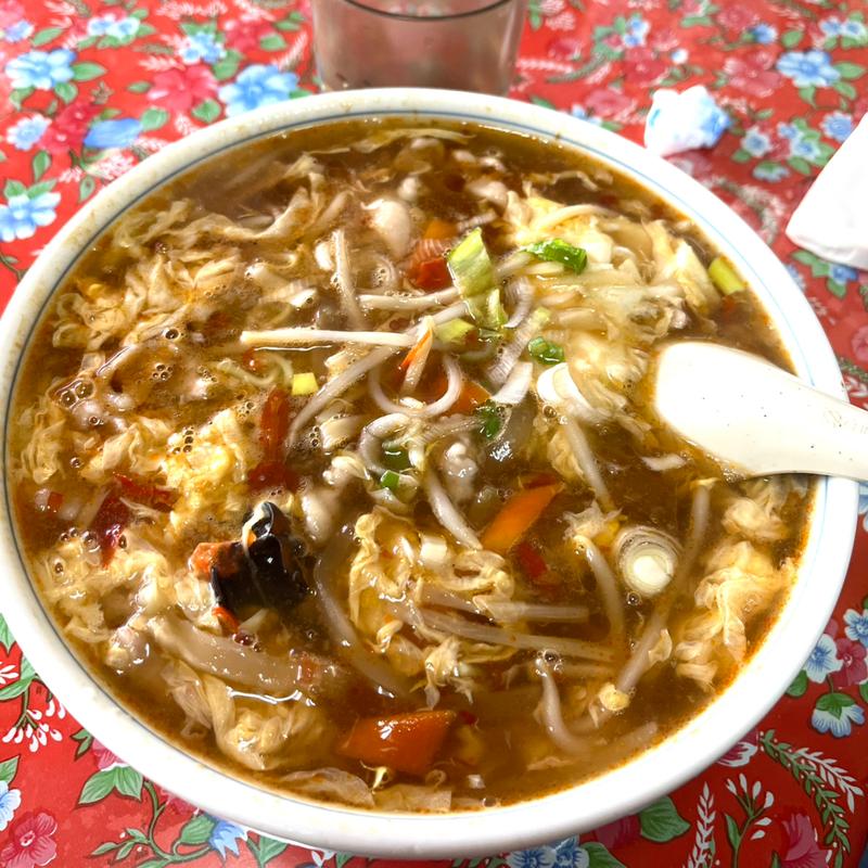 酸辣湯麺(大盛)(台湾料理 翠芳)