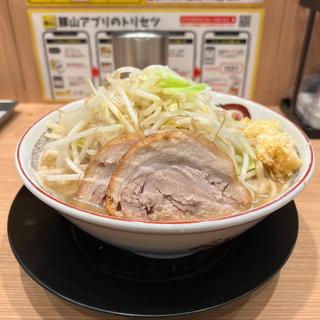 ラーメン小(ラーメン豚山 与野本町店)