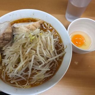 味噌ラーメン大盛り、生卵、豚1枚(ラーメン　○菅 （マルスガ）)