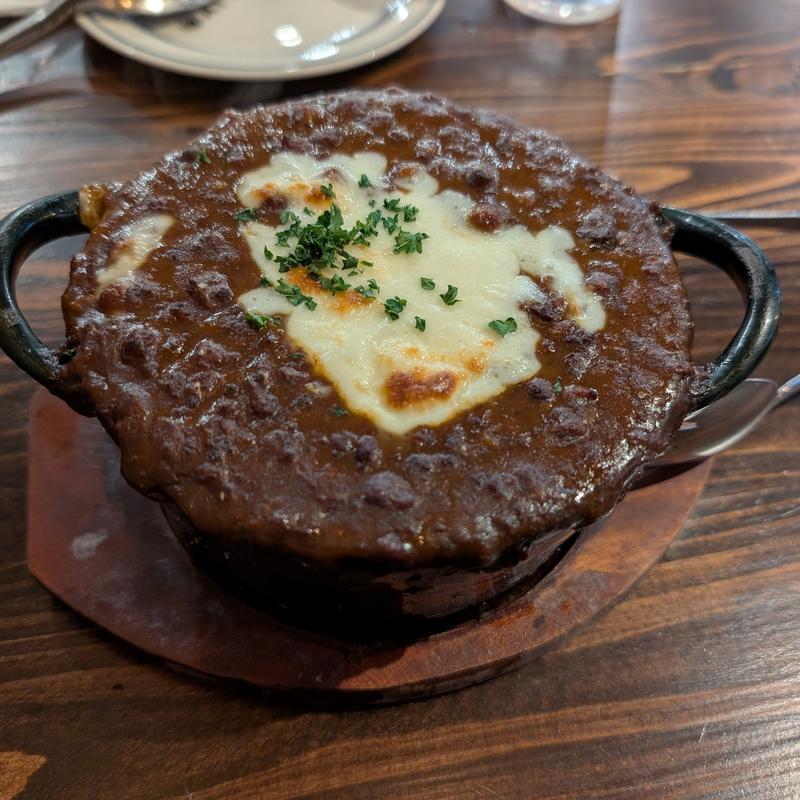 名物!溶岩パスタ　チーズミート(Wine restaurant The Attachment 横浜鶴屋町店)