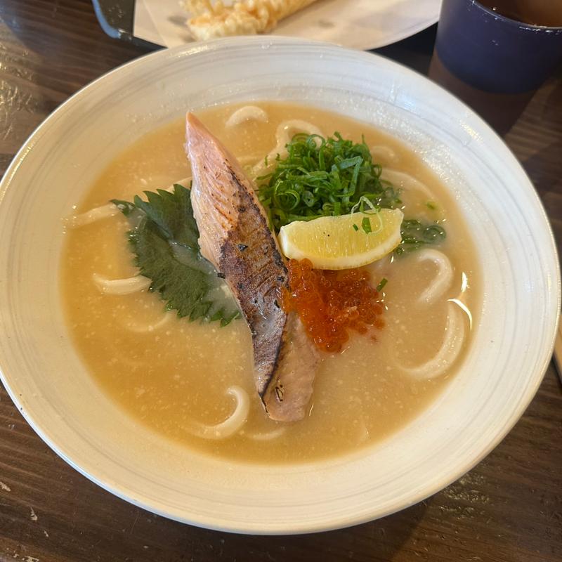 親子年明けうどん(本格手打 あかみち)