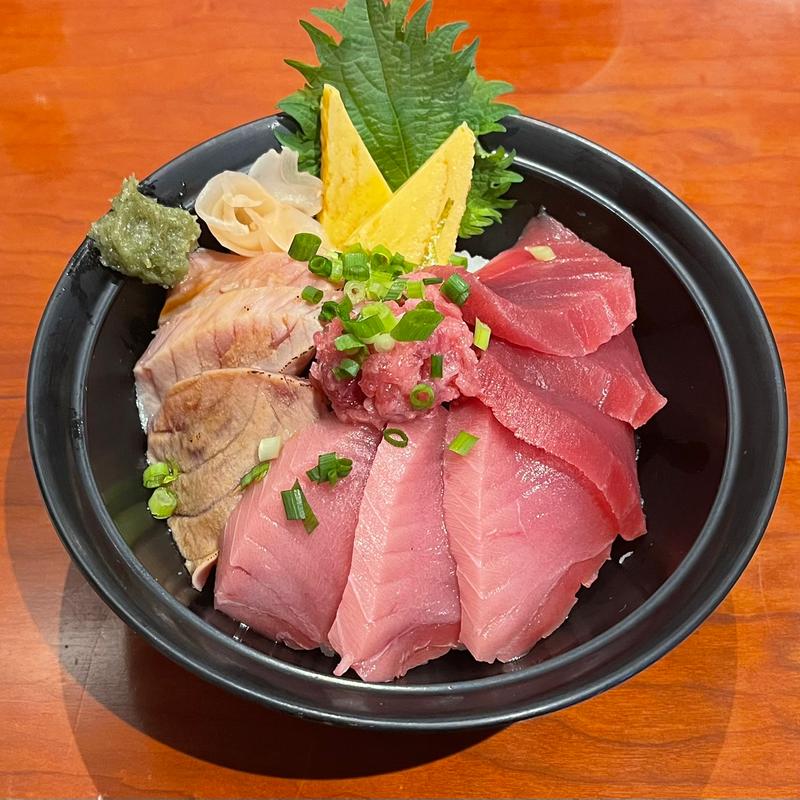 南まぐろ三昧丼(焼津港 みなみ)