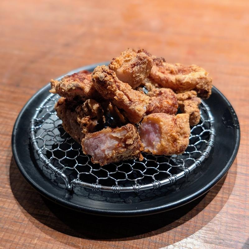 銘柄豚の唐揚げ(とんかつ ここまでやるか。)