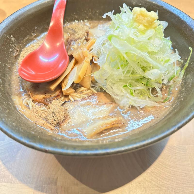 でら煮干しラーメン(にぼしらーめん88 名駅本店)