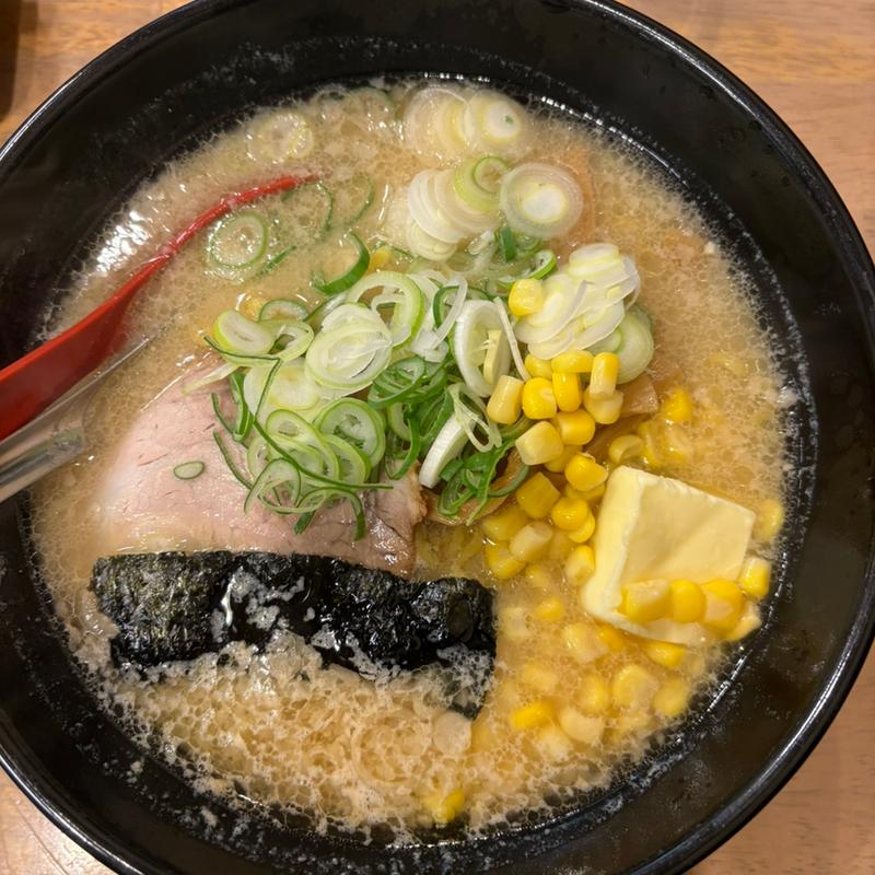 味噌バターコーンラーメン(ラーメン専門・昭和居酒屋 | 元祖札幌や)