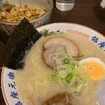 楽ラーメンとぶためしセット